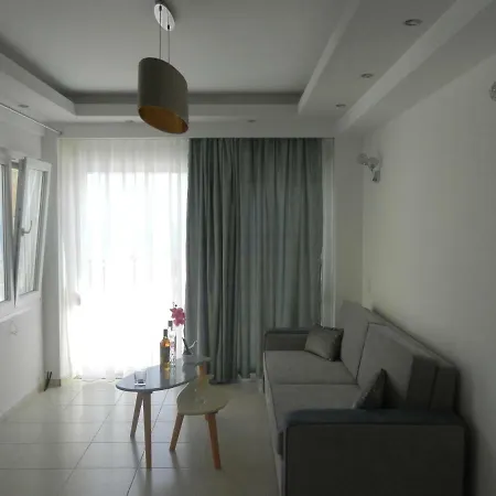 Ξενοδοχείο με διαμερίσματα Sea Star Residences
